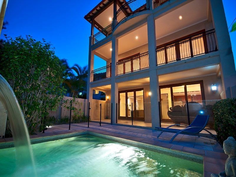 14 Fraser Avenue, Miami QLD 4220