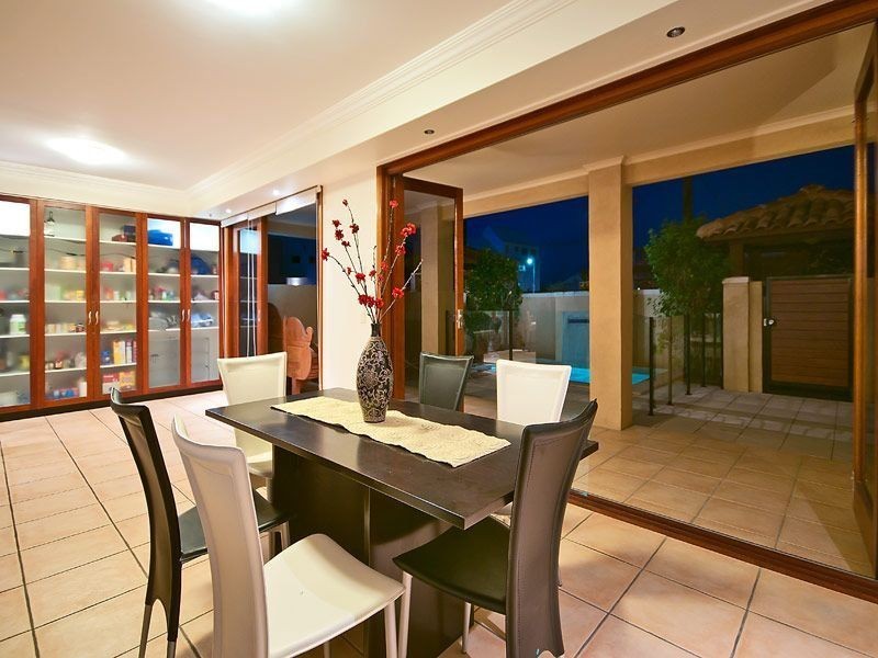 14 Fraser Avenue, Miami QLD 4220