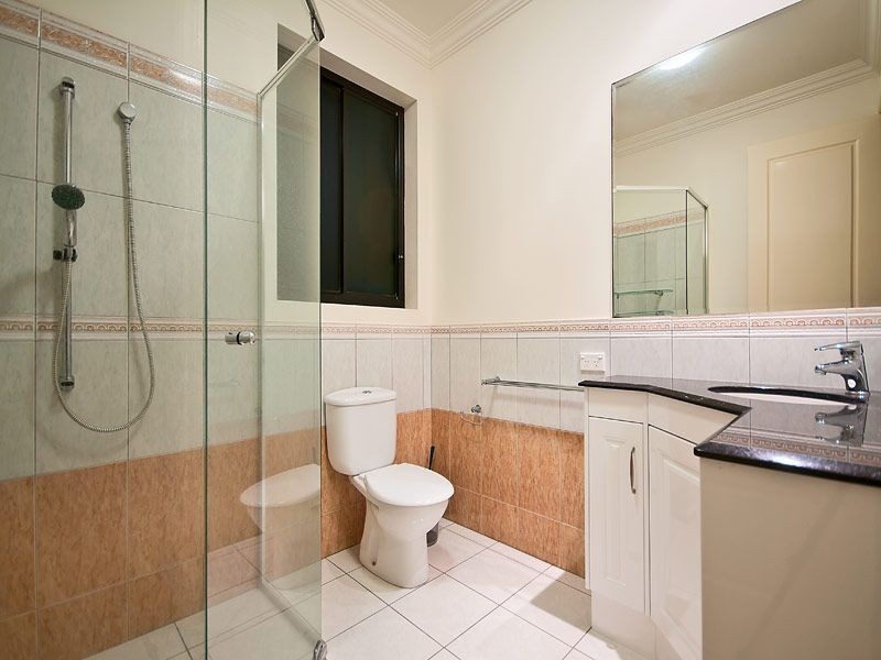 14 Fraser Avenue, Miami QLD 4220