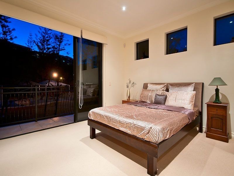 14 Fraser Avenue, Miami QLD 4220