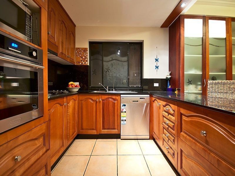 14 Fraser Avenue, Miami QLD 4220