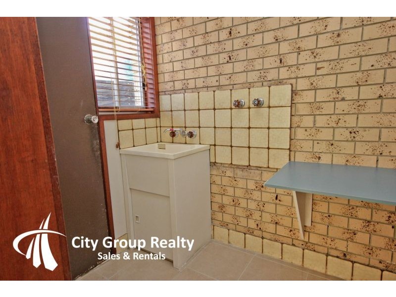 4/11 Christine Avenue, Miami QLD 4220