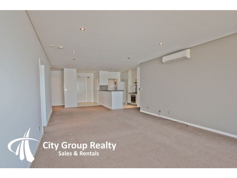 4 Como, Southport QLD 4215