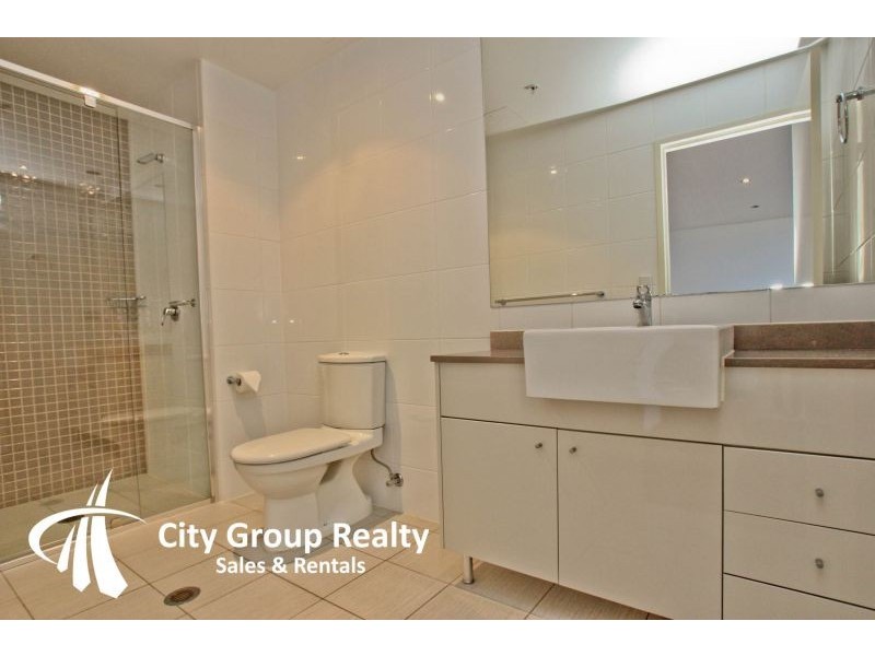 4 Como, Southport QLD 4215
