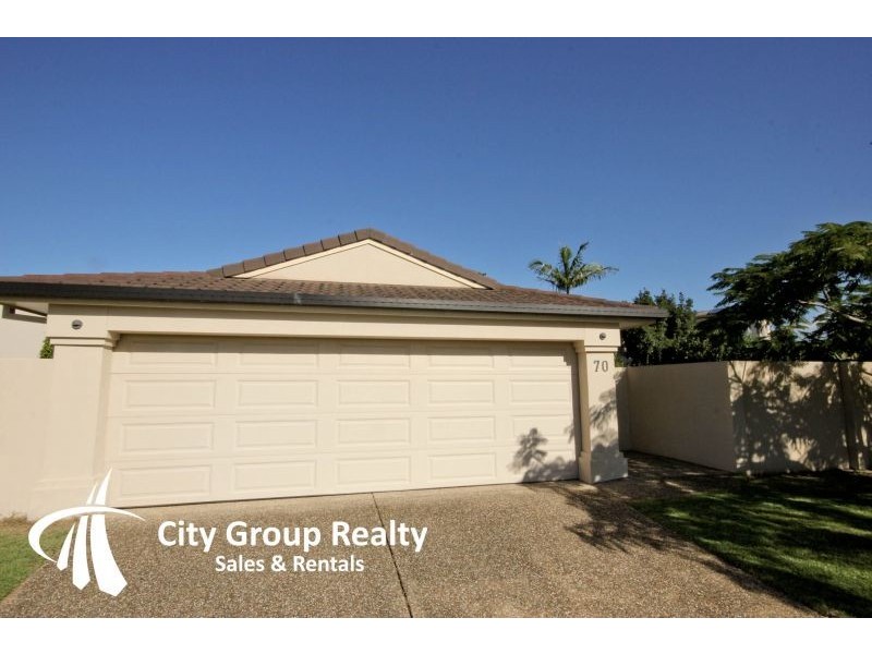 70 Boomerang Cr, Sorrento QLD 4217