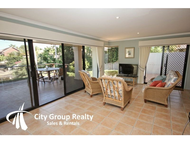 70. Boomerang Cr, Surfers Paradise QLD 4217