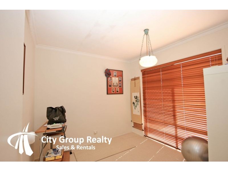 70. Boomerang Cr, Surfers Paradise QLD 4217