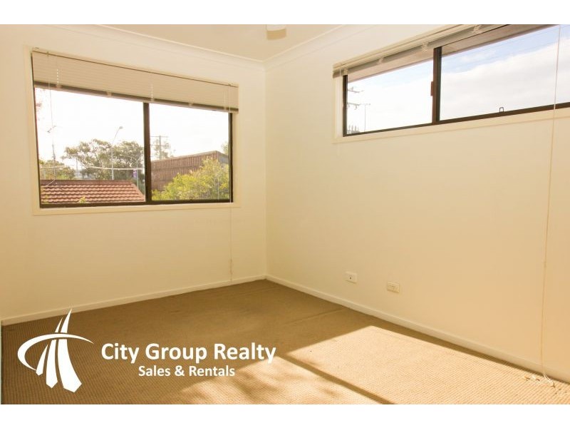 134 Ashmore Road, Benowa QLD 4217