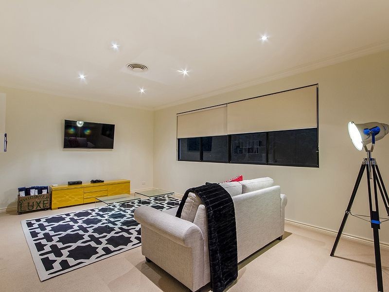14 Fraser Ave, Mermaid Beach QLD 4218
