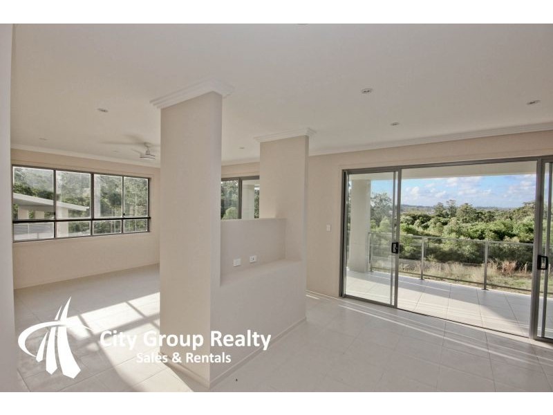 37B Diamantina Circuit, Pacific Pines QLD 4211