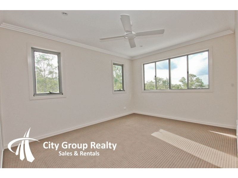 37B Diamantina Circuit, Pacific Pines QLD 4211