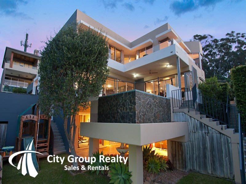 37 West Street, Burleigh Heads QLD 4220