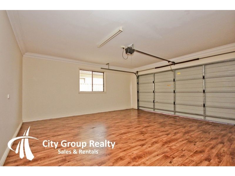 121 Edinburgh Road, Benowa QLD 4217