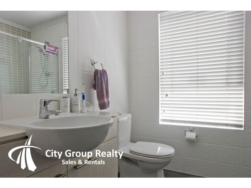 16 Lader Terrace, Varsity Lakes QLD 4227
