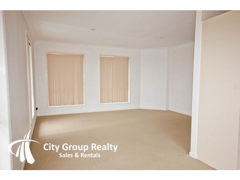 Pacific Pines QLD 4211