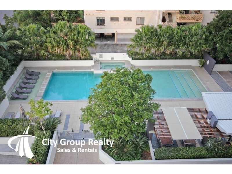 21 Cypress Avenue, Surfers Paradise QLD 4217