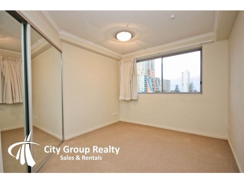 21 Cypress Avenue, Surfers Paradise QLD 4217