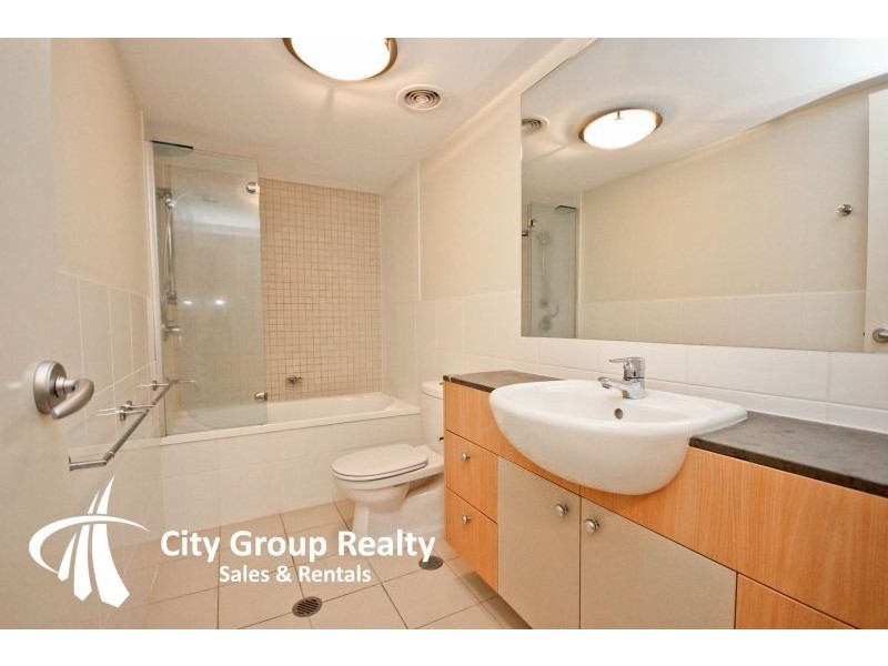 21 Cypress Avenue, Surfers Paradise QLD 4217