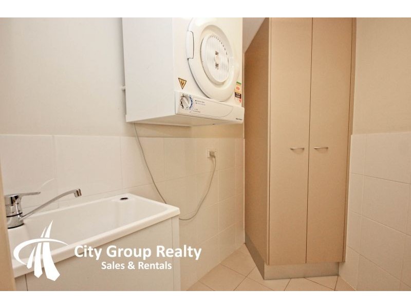 21 Cypress Avenue, Surfers Paradise QLD 4217