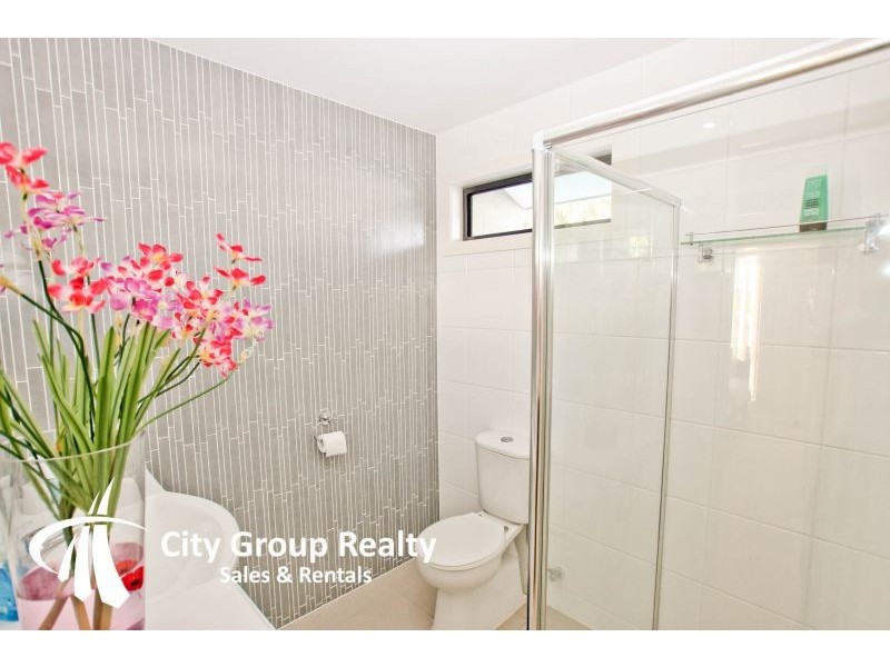 Carrara QLD 4211