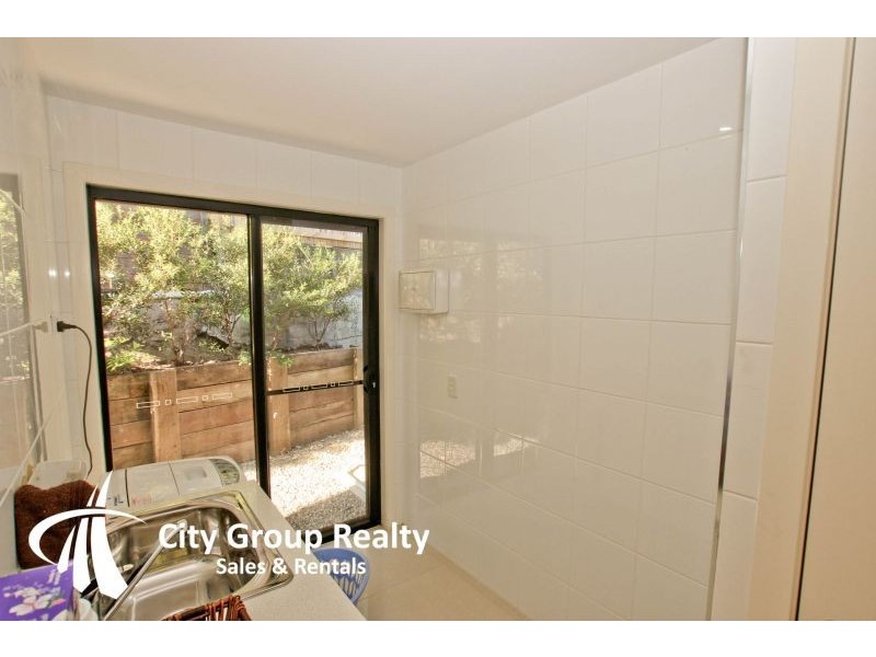 Carrara QLD 4211