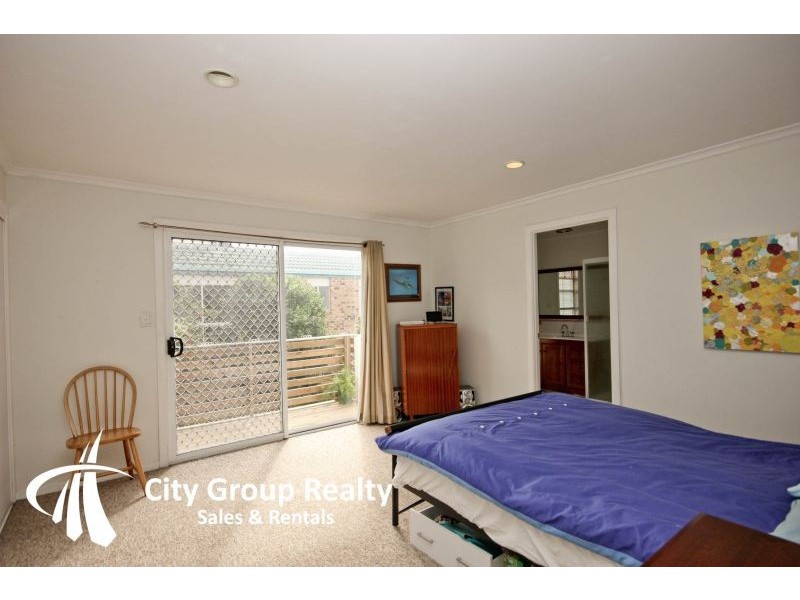 19 Twenty Fifth Av, Palm Beach QLD 4221