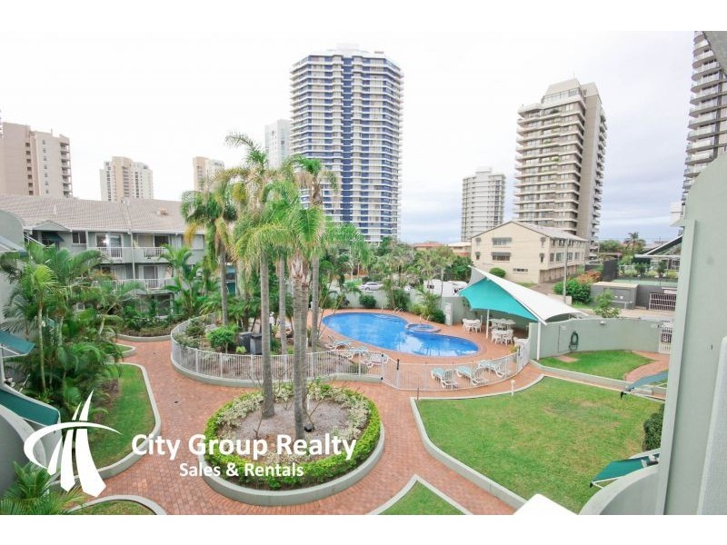 11 Breaker Street, Main Beach QLD 4217