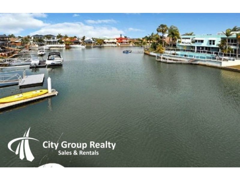 18 Nirvana Court, Runaway Bay QLD 4216