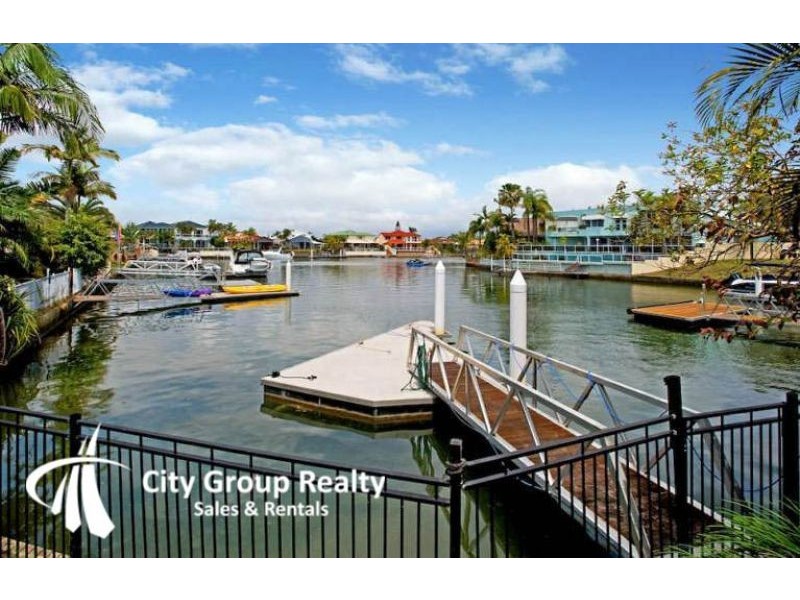 18 Nirvana Court, Runaway Bay QLD 4216