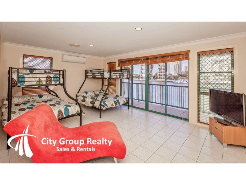 Chevron Island QLD 4217