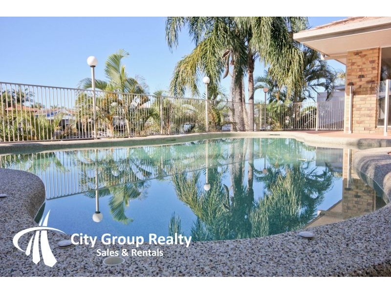 476 Oxley Drive, Runaway Bay QLD 4216