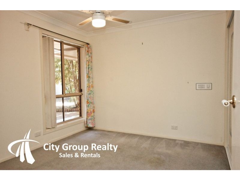 476 Oxley Drive, Runaway Bay QLD 4216