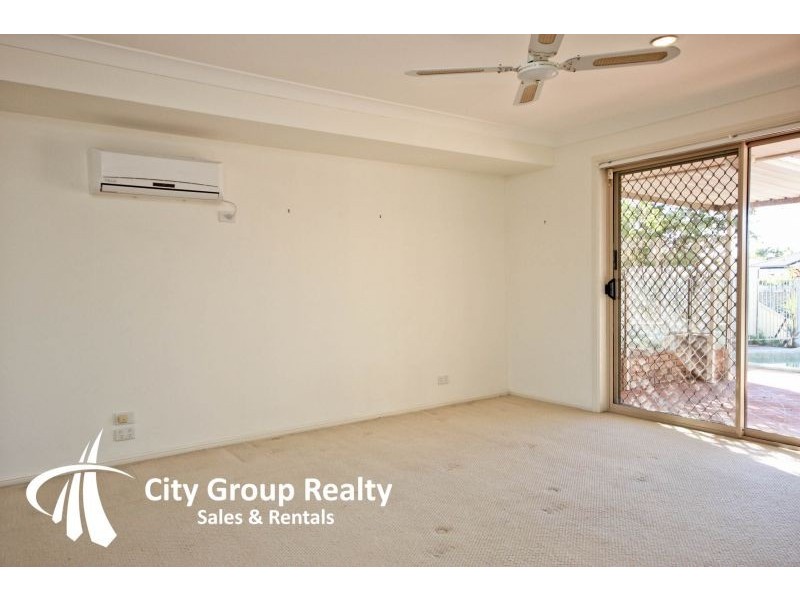 476 Oxley Drive, Runaway Bay QLD 4216