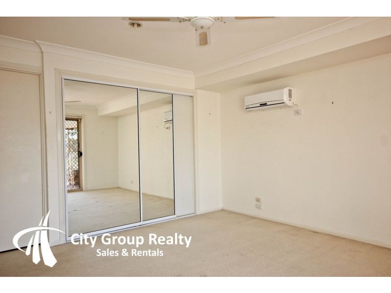 476 Oxley Drive, Runaway Bay QLD 4216