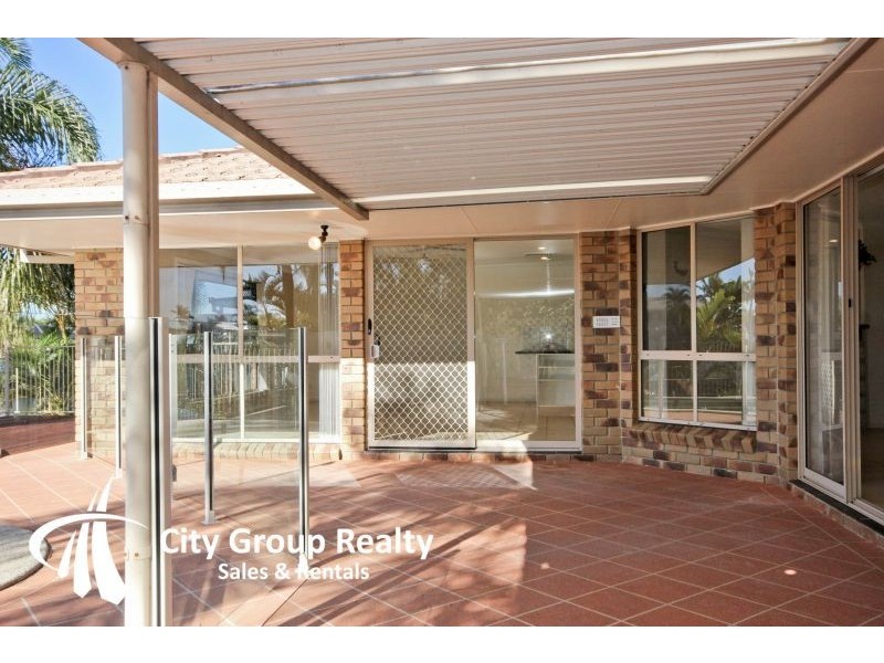 476 Oxley Drive, Runaway Bay QLD 4216