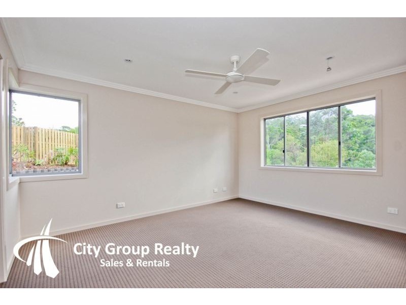 39A Diamantina, Pacific Pines QLD 4211