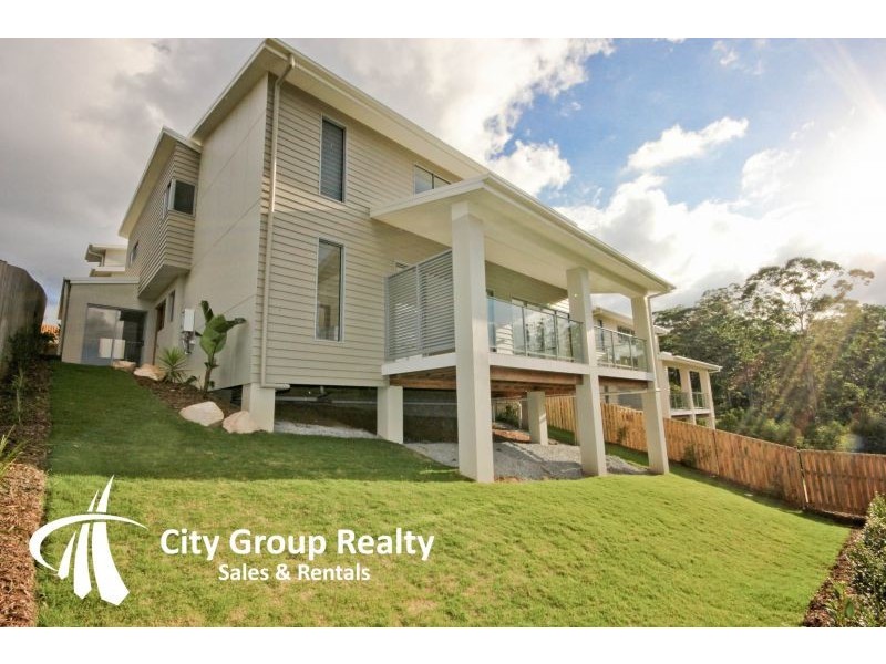 39B Diamantina, Pacific Pines QLD 4211