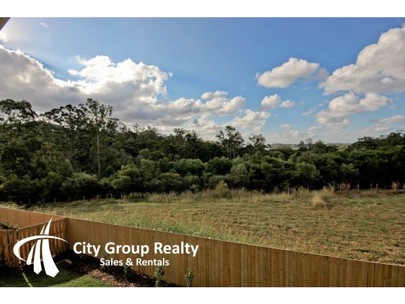 39B Diamantina, Pacific Pines QLD 4211