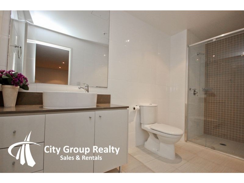 704/4 Como Crescent, Southport QLD 4215