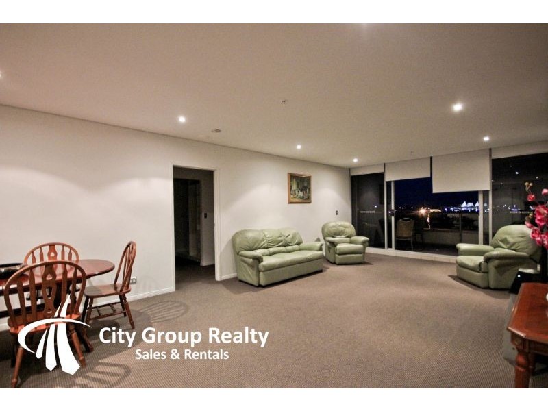 704/4 Como Crescent, Southport QLD 4215