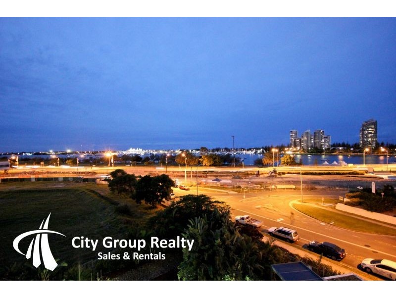 704/4 Como Crescent, Southport QLD 4215