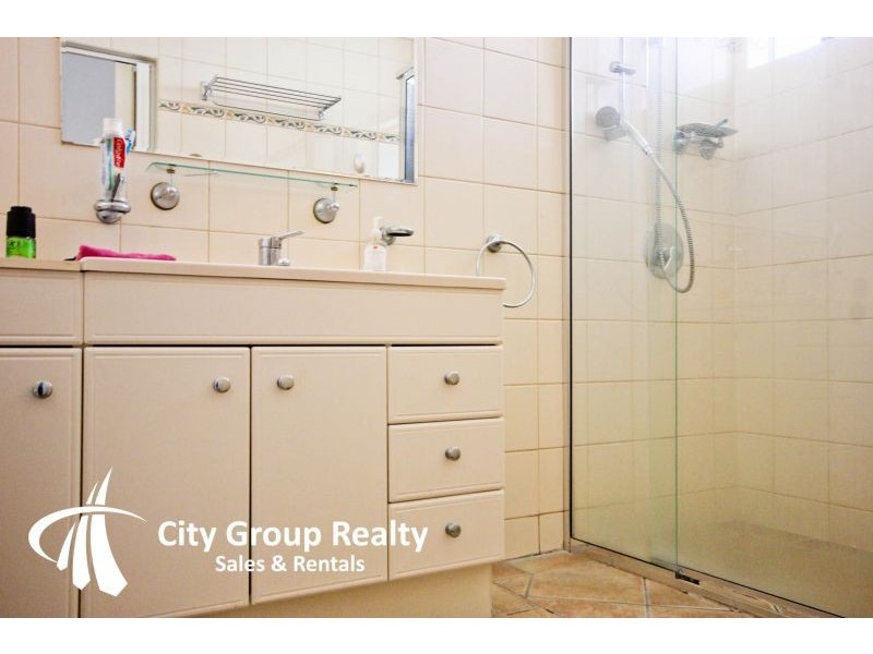 54 Frank Street, Labrador QLD 4215