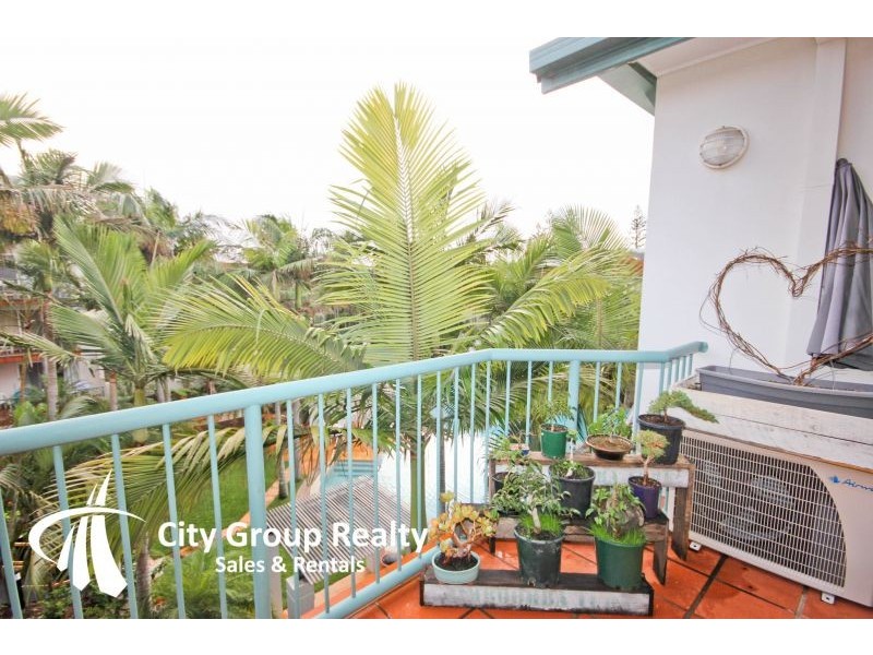 7 Redondo Avenue, Miami QLD 4220