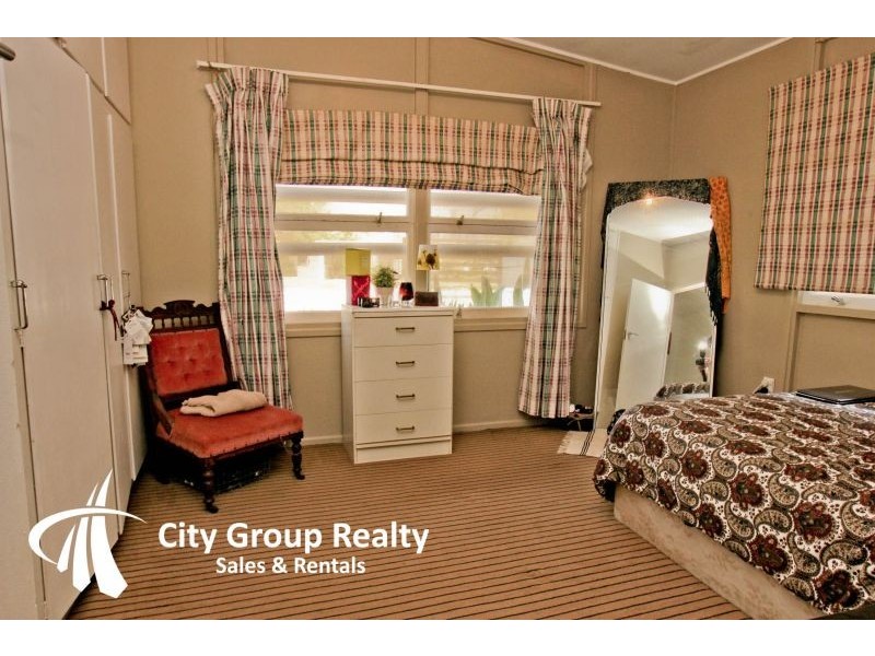 5. Seagull Avenue, Mermaid Beach QLD 4218