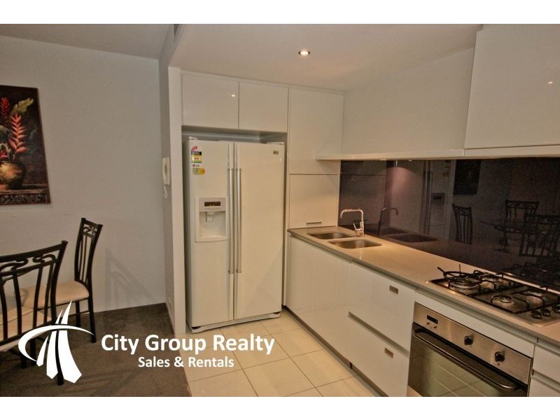 2055/9 Ferny Avenue, Surfers Paradise QLD 4217
