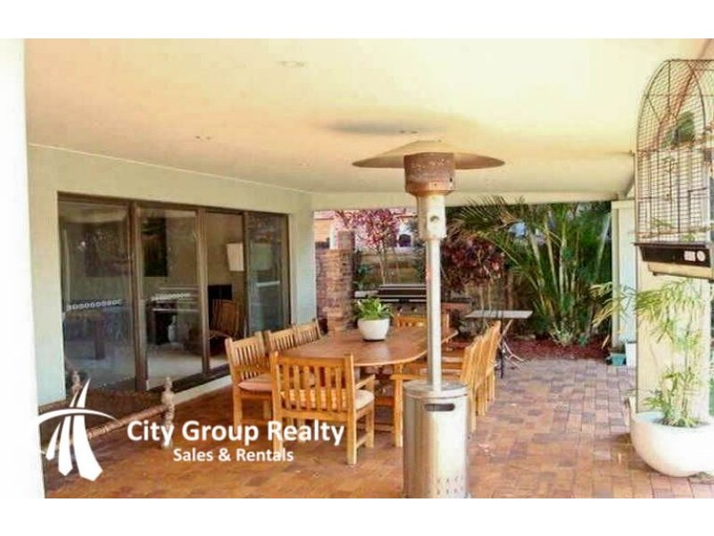 12 Emu Court, Sorrento QLD 4217