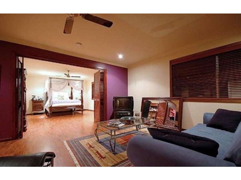 Broadbeach Waters QLD 4218