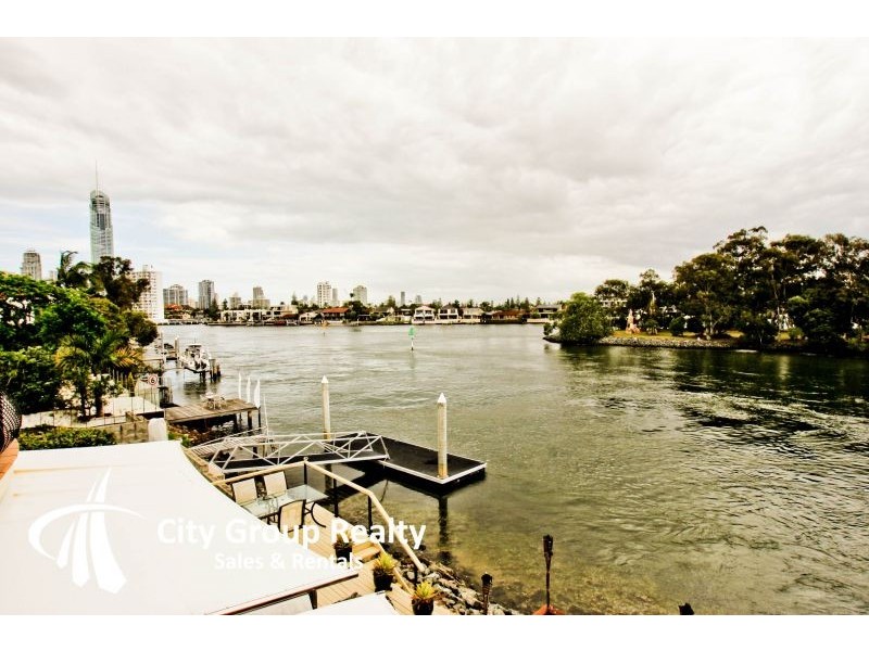 Chevron Island QLD 4217