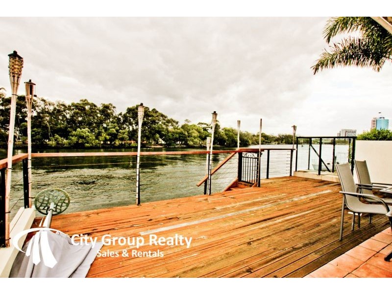 Chevron Island QLD 4217