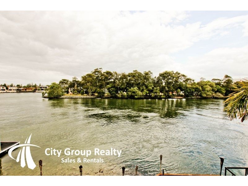 Chevron Island QLD 4217